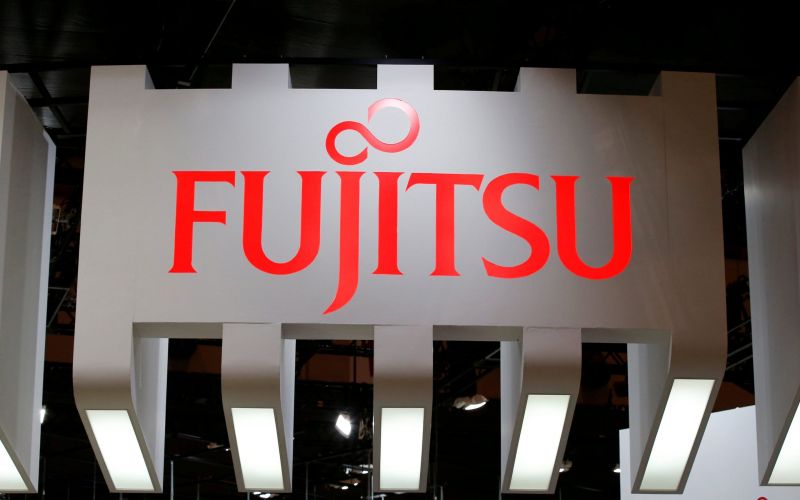 fujitsu cắt giảm văn phòng